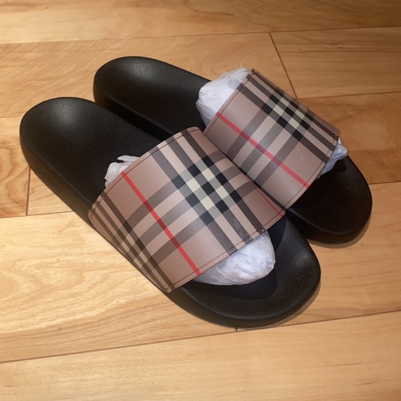 Burberry Check Slides - Picture 2 of 6